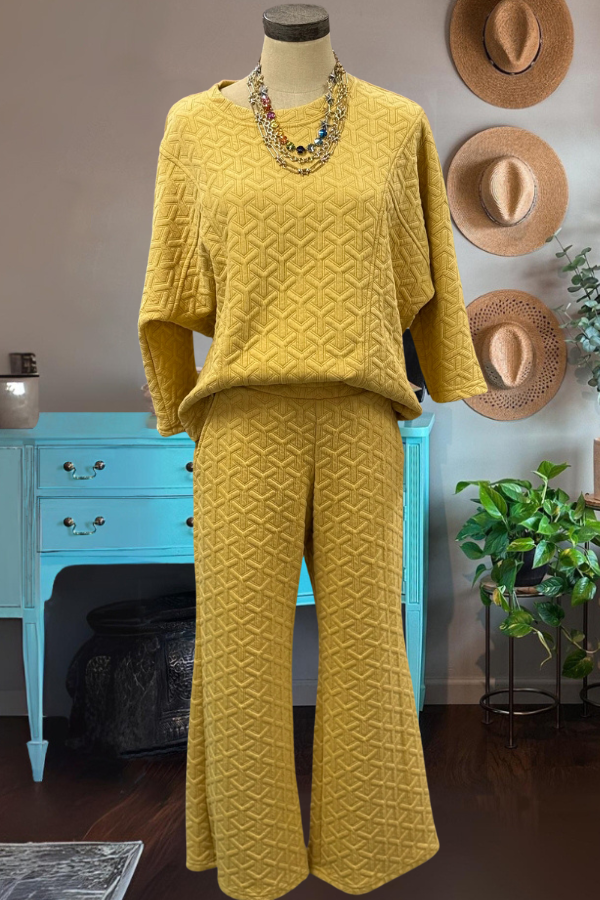 Solid Textured Quilted Set