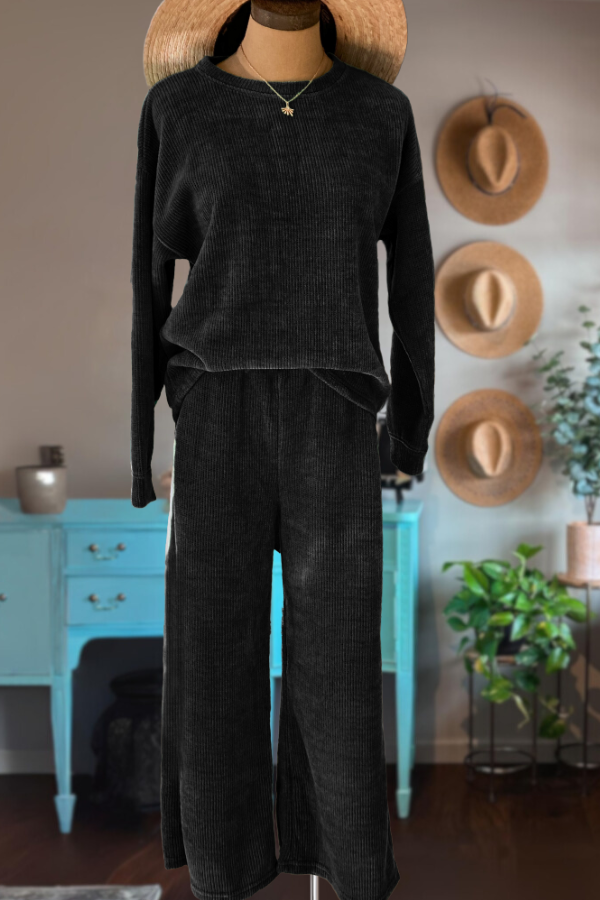 Chenille Long Sleeve Travel Set