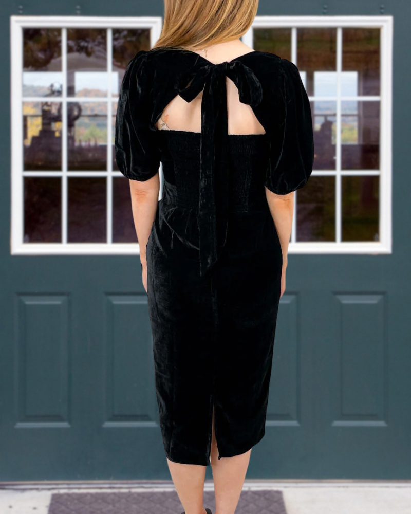 Retro Boat Neck Velvet Midi Dress