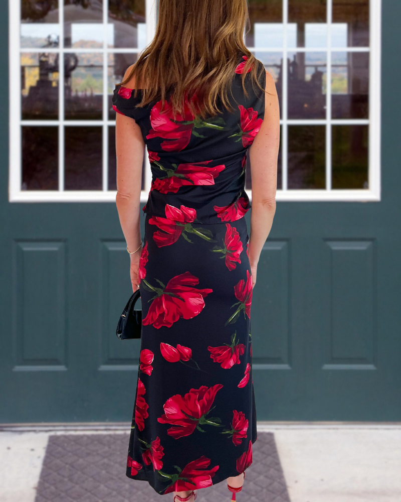 Slim Fit Rose Slit Maxi Dress