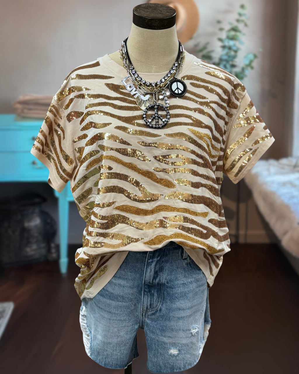 Shine Shine Sequin Tiger Tee