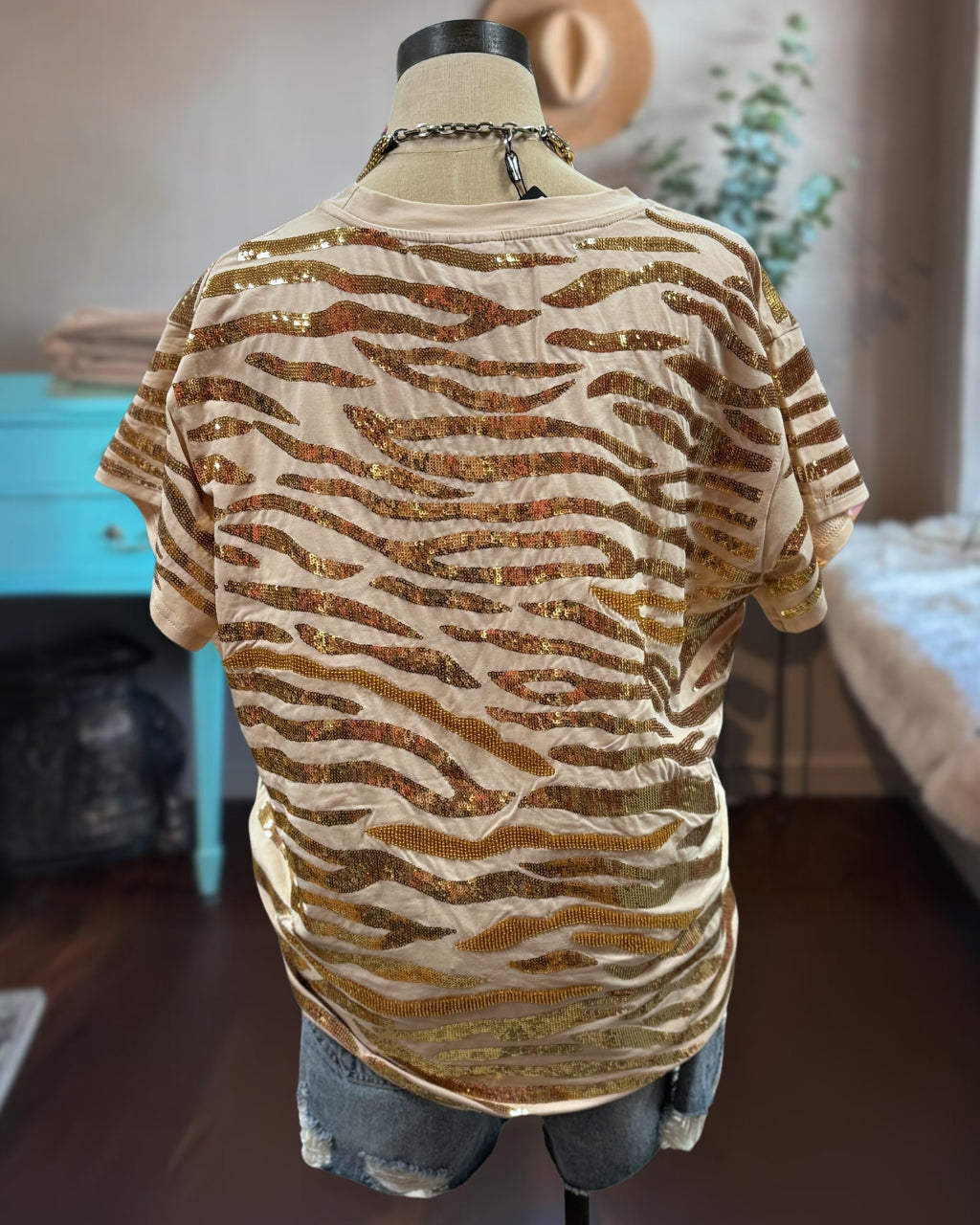 Shine Shine Sequin Tiger Tee