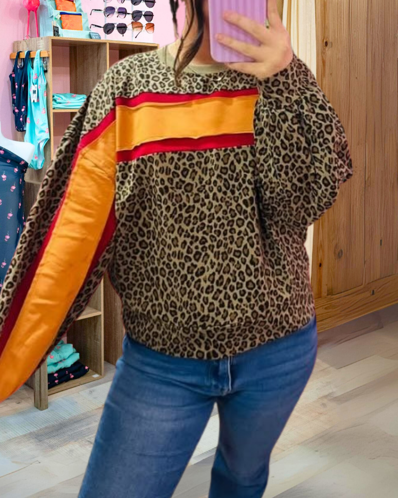 Stylish Contrast Leopard Sweatshirt