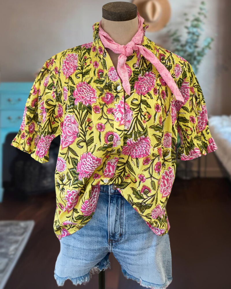 Cheerful Puff-Sleeve Bloom Top