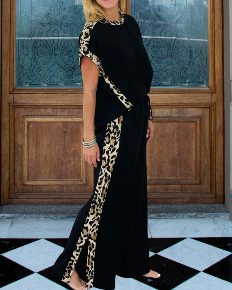 Stylish Leopard Trimmed Set