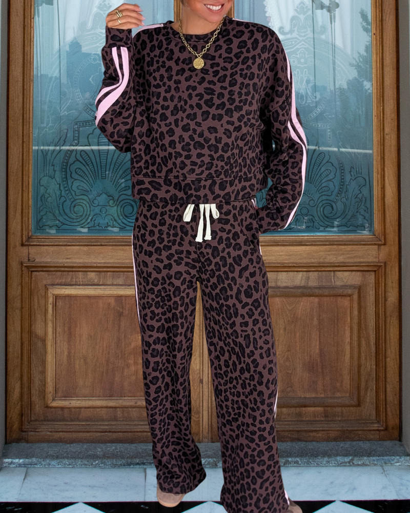 Stylish Leopard Side Stripe Set