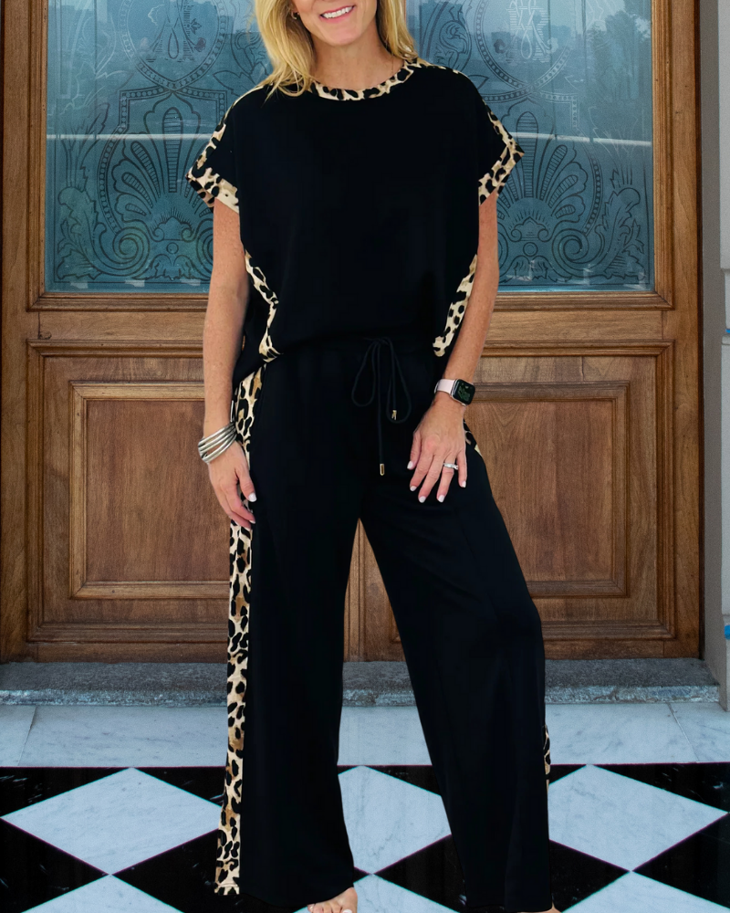 Stylish Leopard Trimmed Set