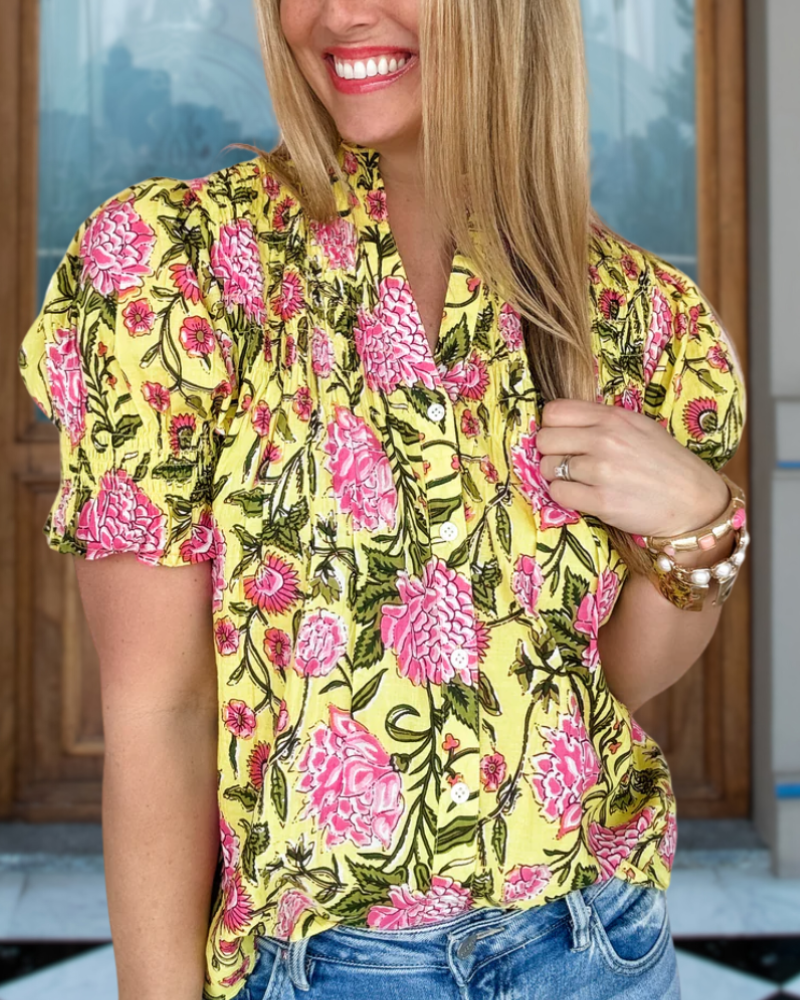 Cheerful Puff-Sleeve Bloom Top