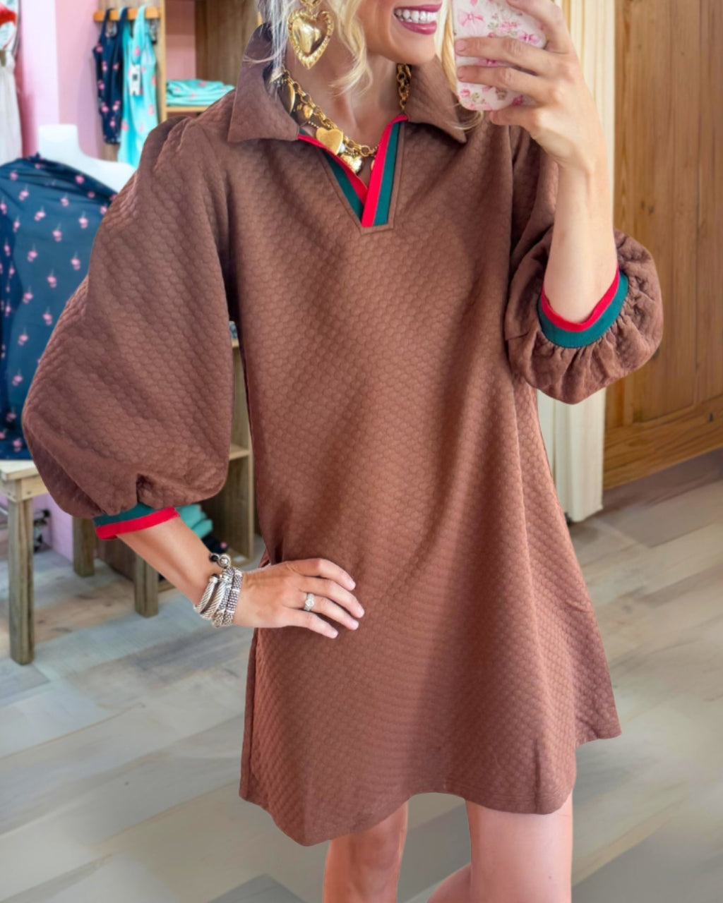 Contrast Puff Collar Dress