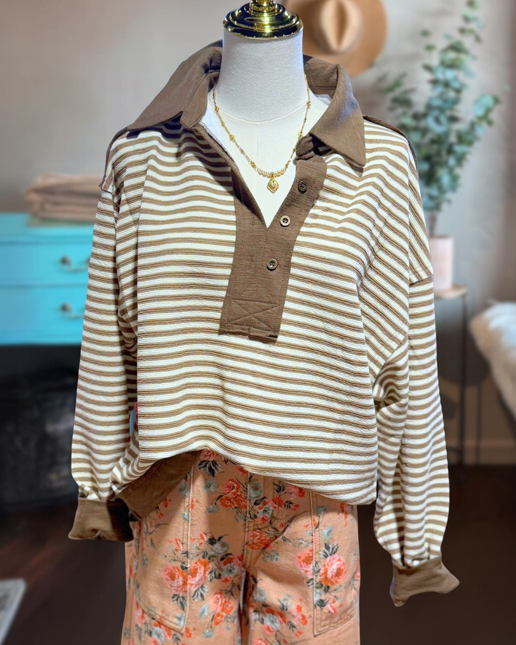 Striped Slub Knit Collared Sweatshirt