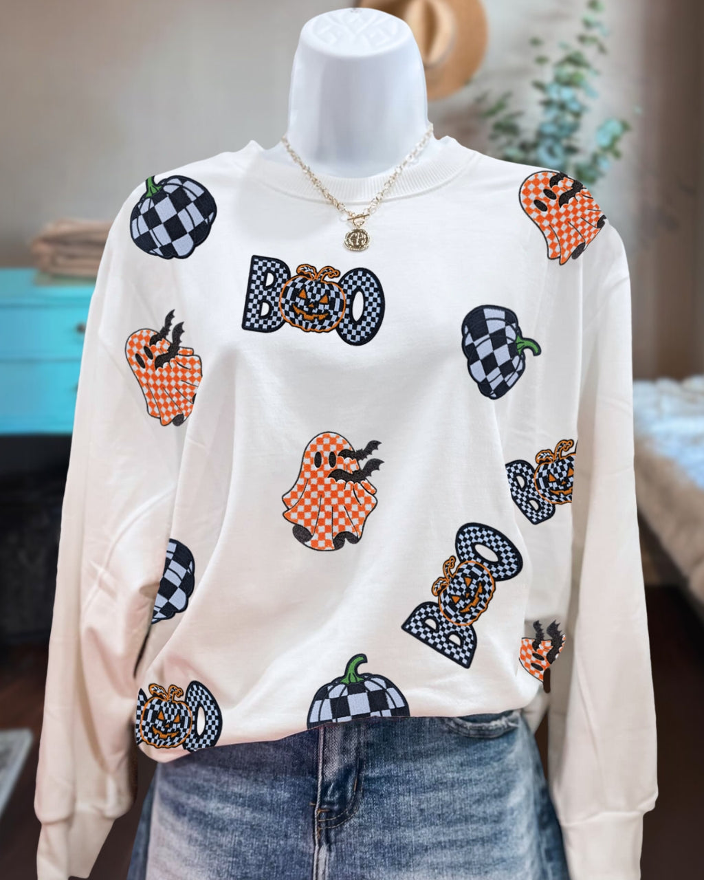 Checkered Pumpkin Ghost Embroidered Sweatshirt