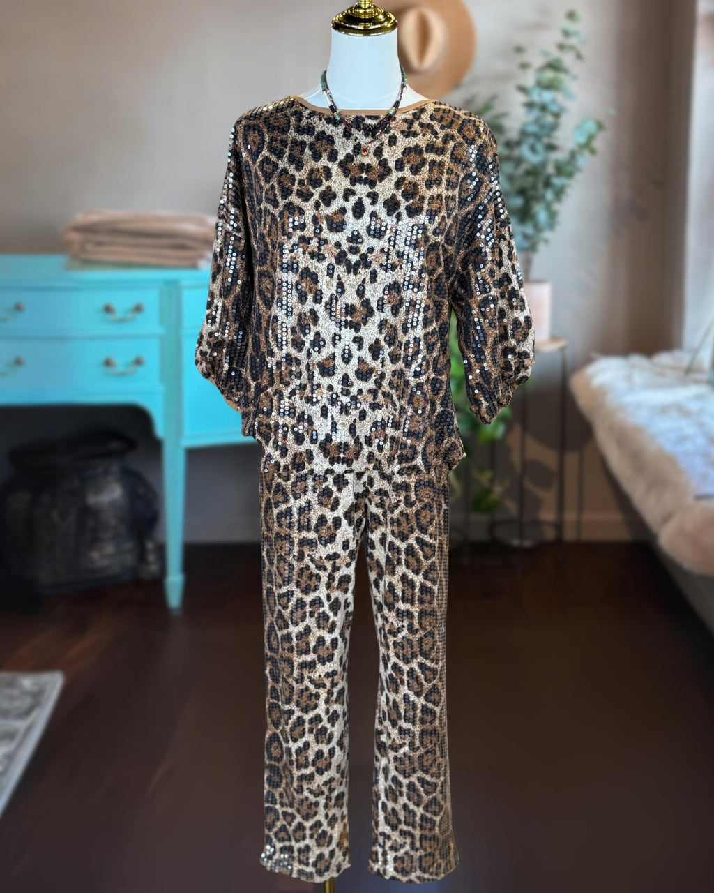 Sequin Leopard Statement Set