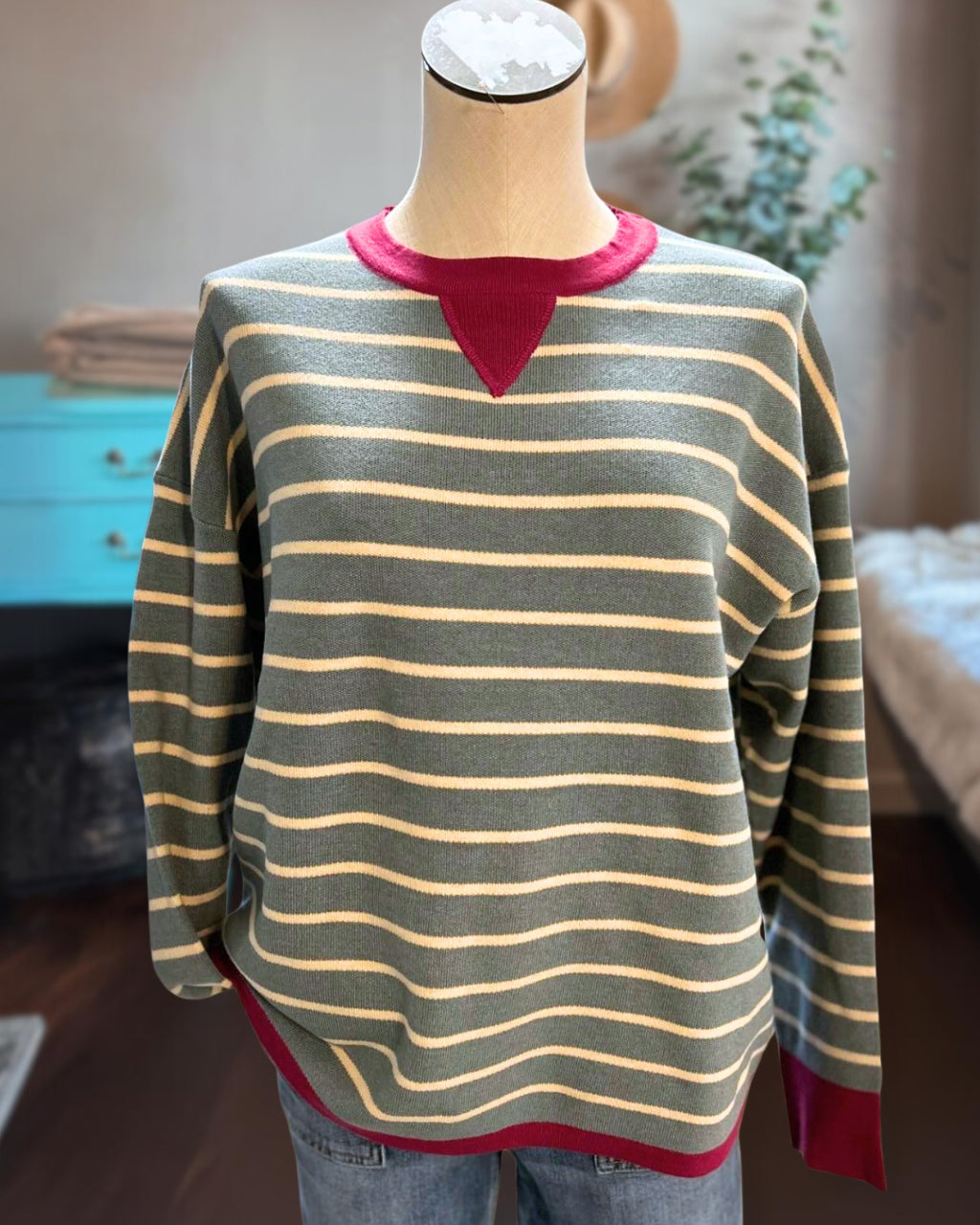Retro Striped Contrast Sweatshirt