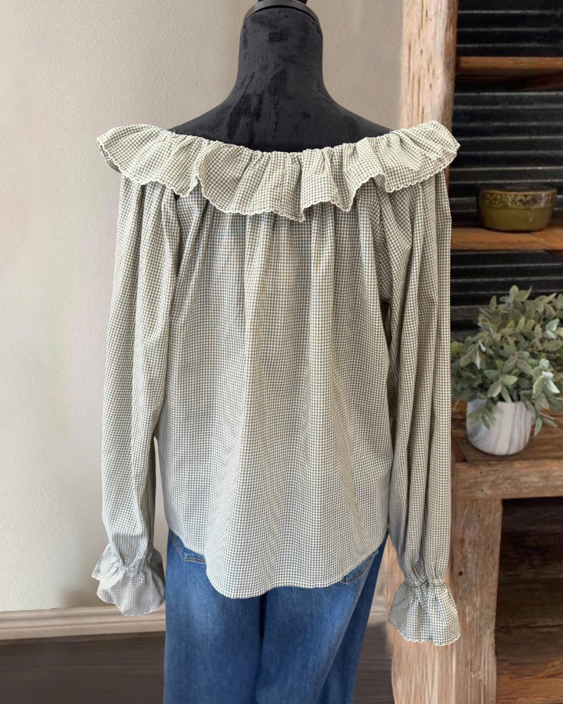 Daily Ruffled Shoulder Plaid Top