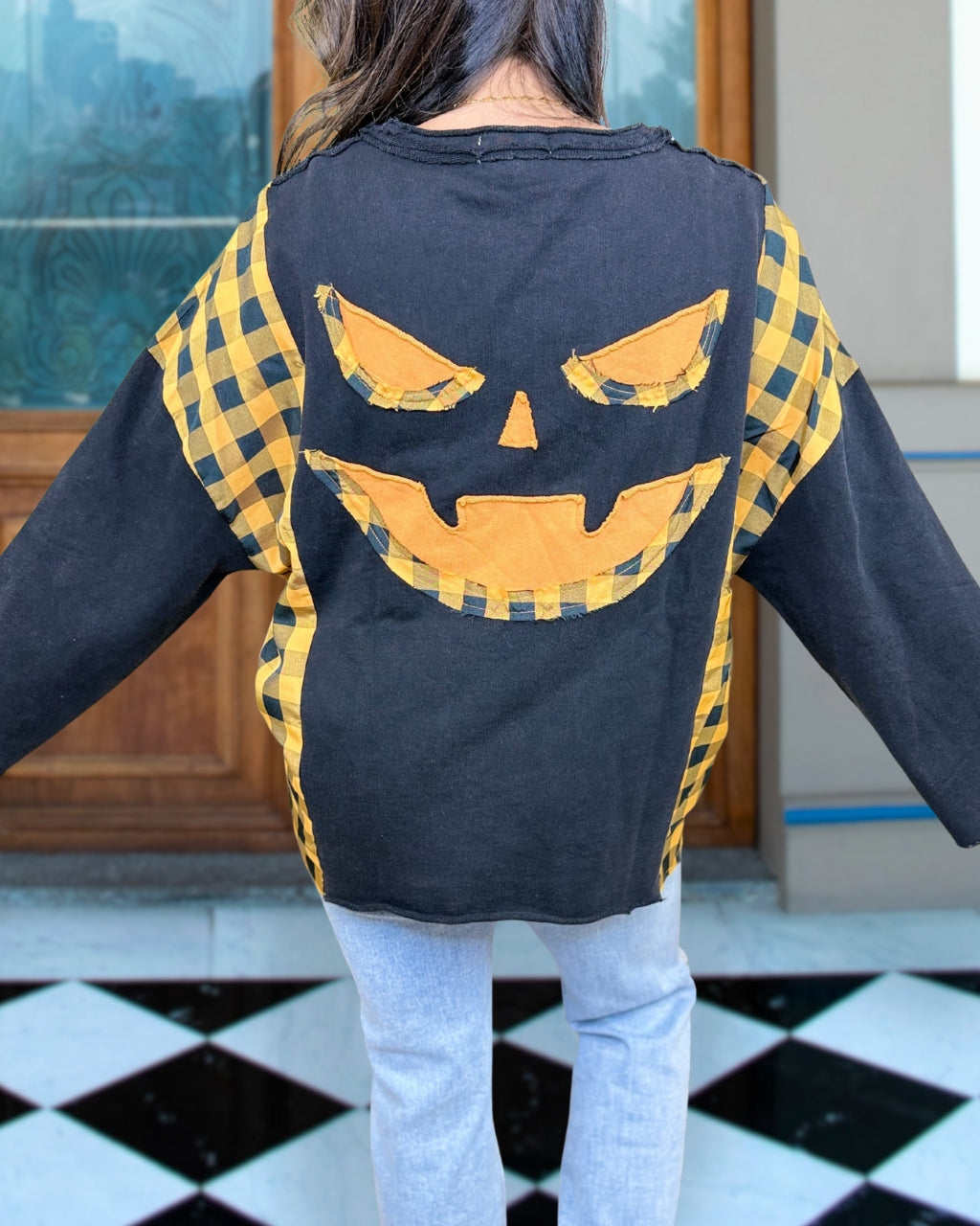 Applique Halloween Pumpkin Plaid Sweatshirt