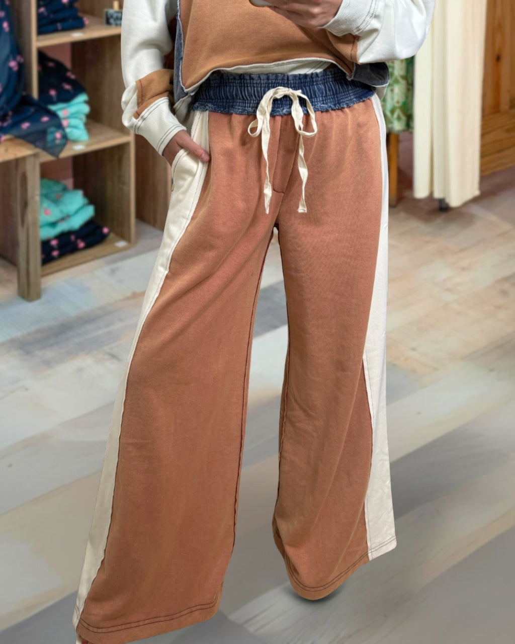 Trendy Frayed Seam Wide Leg Pants