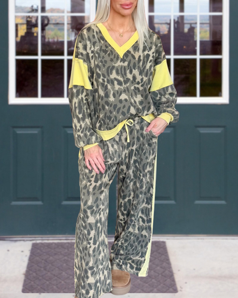 Retro Leopard Print V-Neck Set