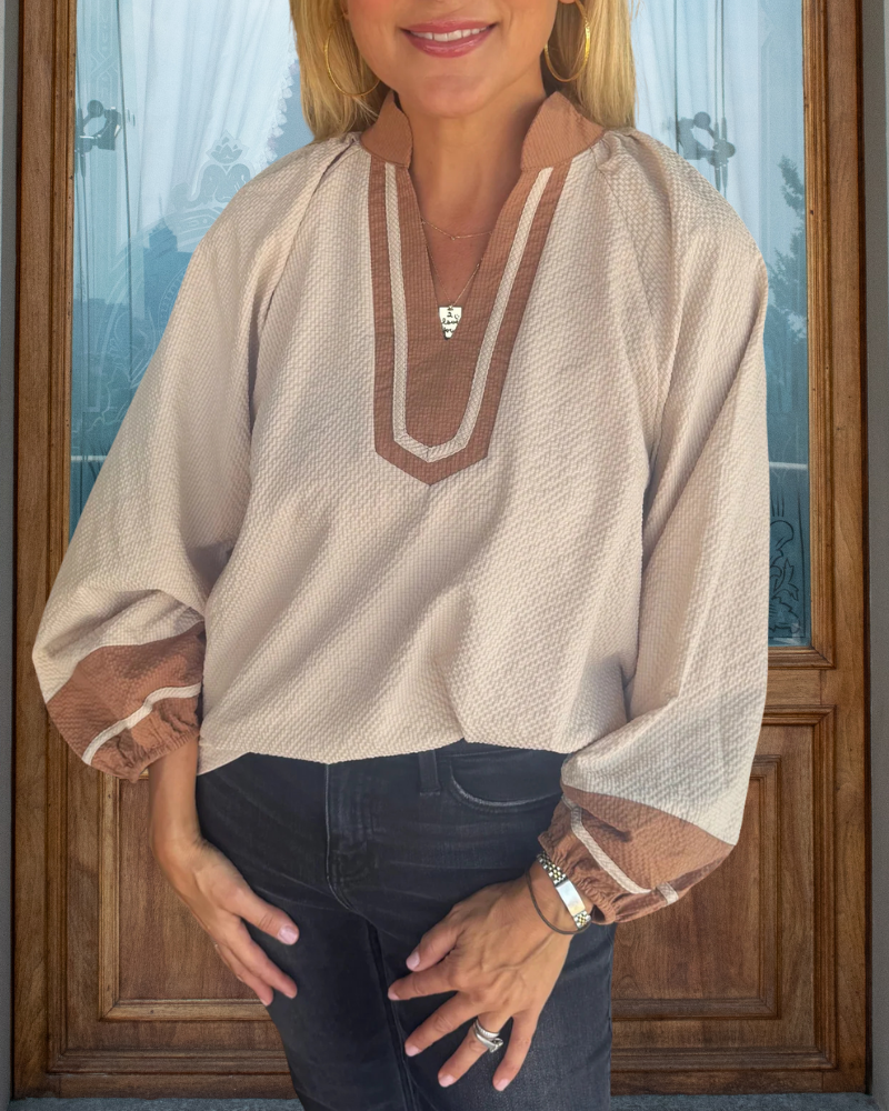Contrast Trim Quilted V-Neck Top
