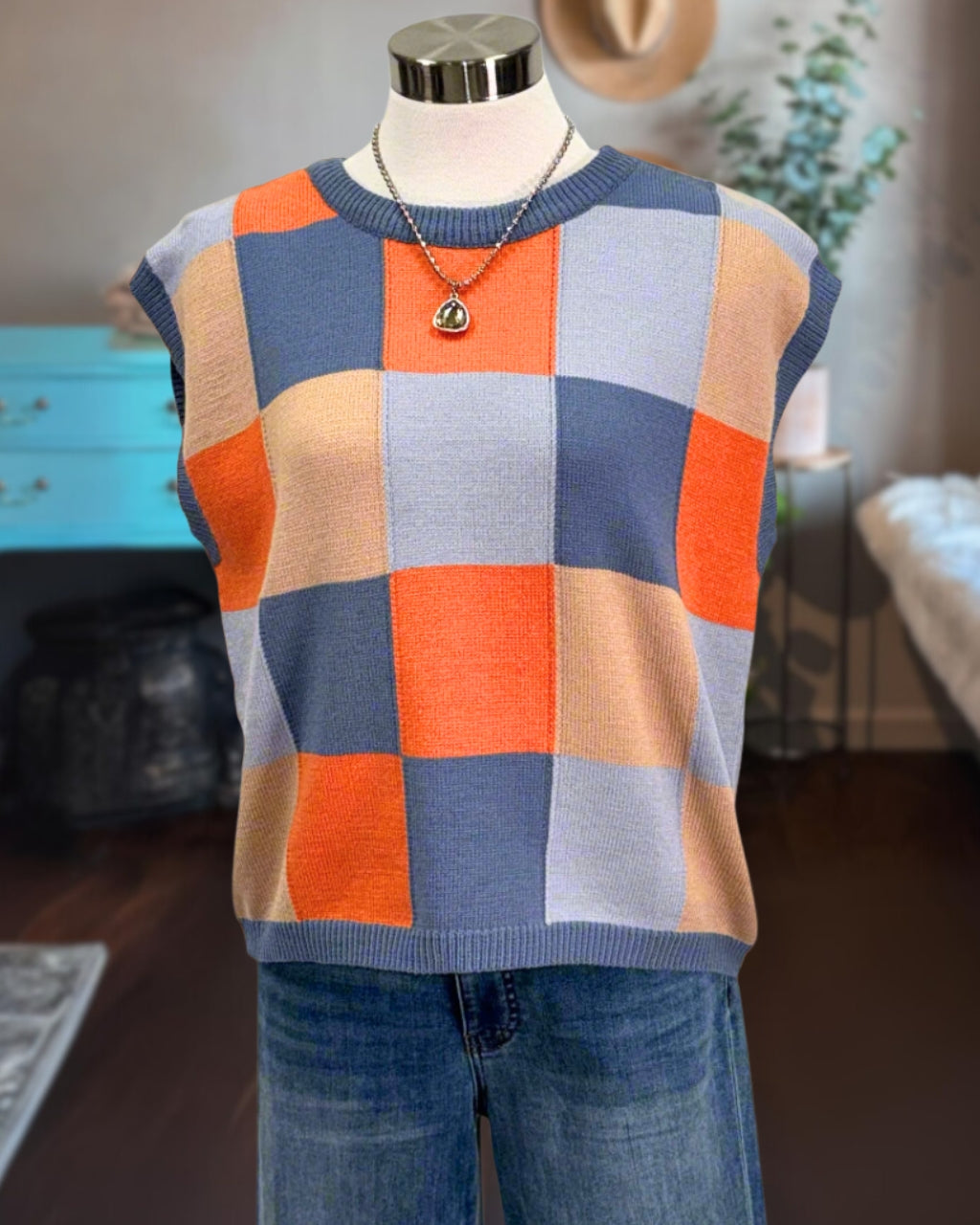 Checkered Knit Sleeveless Vest