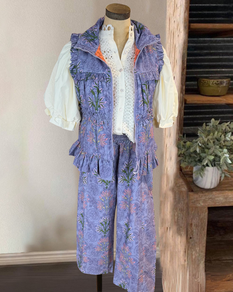 Floral Ruffle Zipper Vest